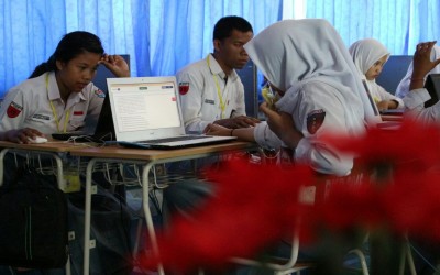 MENGEMBANGKAN KETERAMPILAN BERPIKIR KREATIF DENGAN PEMBELAJARAN E-LEARNING